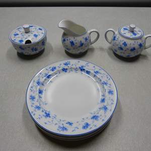 Lot #226 Arzberg Bayern Small Plates, Cream and Sugars