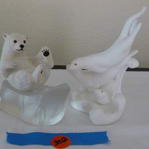 Lot #302 Mixed Lot Franklin Mint Snow Cub and Lenox Otter Escapade Figurines As Shown