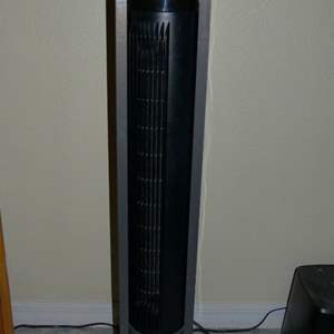 Lot #352  Home air purifier (Better Homes & Garden) may need new filer