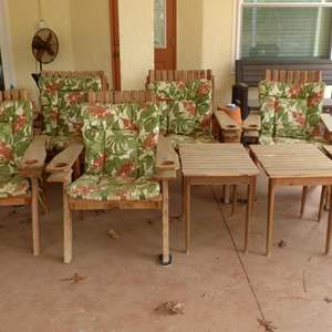 Lot #398  WOW NICE SOLID wood patio set with pads (read below)