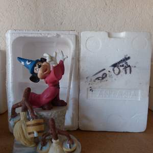 Lot #4 Limited Edition Disney Magic Memories Fantasia Sorcerer Mickey Figurine