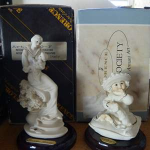 Lot #26 Mixed Lot Giuseppe Armani and Florence Figurines In Boxes As Shown