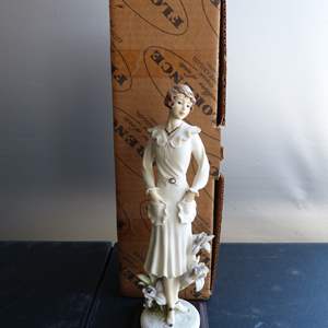 Lot #36 Florence Giuseppe Armani Figurine In Box- Iris 