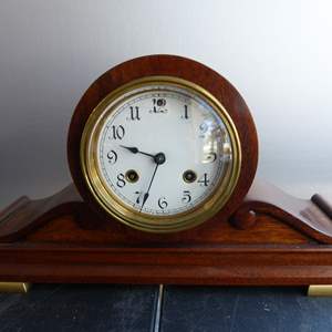 Lot #72 Vintage Waterbury Mantle Clock