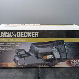 Lot #120 Black & Decker Belt Sander With Box