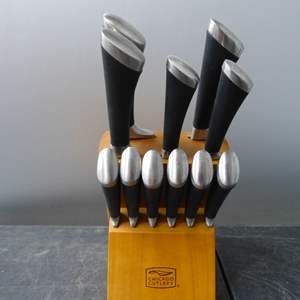 Lot #171 Chicago Cutlery Knife Block Set