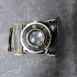 Lot #175 Vintage Baldax Camera