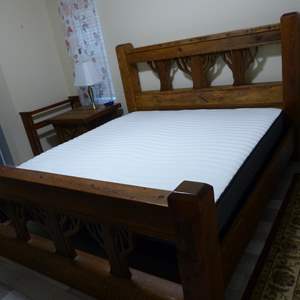 Lot #193 WOW AMAZING King Size Amish Made Bedframe With Fantastic Design Headboard and Footboard See Description