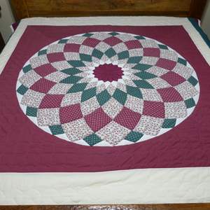 Lot #195 Beautiful Amish Handmade Sunburst Quilt See Description 