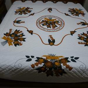 Lot #198 Beautiful Amish Handmade Rose of Sharon Lily of the Valley Quilt