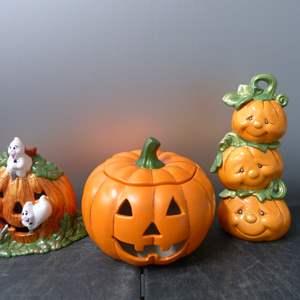 Lot #246 Lot of 3 Painted Halloween Decor Items As Shown