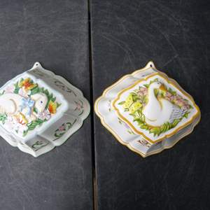 Lot #262 Lot of 2 Franklin Mint Le Cordon Bleu Molds As Shown