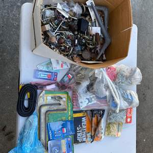 Lot #416 - Box of misc hardware