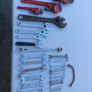 Lot #421 - Wrenches