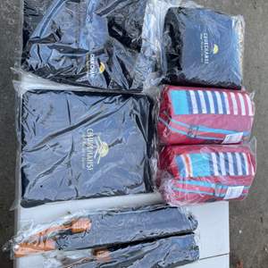 Lot #429 - Chukchansi Casino blankets, laptop bag, sweatshirt, umbrellas 