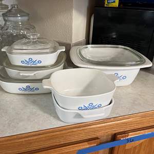 Lot #38 - Set of corningware