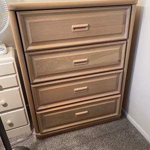 Lot #225 - Dresser Lexington Looks nice drawers are wonky about 22" w x 50" tall