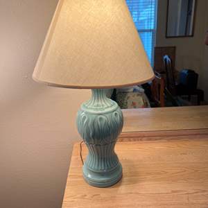 Lot #230 - Lamp it works