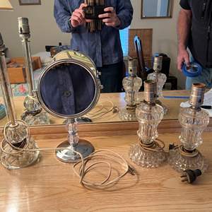 Lot #233 - Lamps and mirror