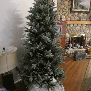 Lot #187 Faux Flocked 6ft Christmas Tree