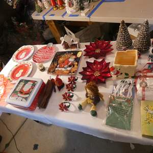 Lot #626 Christmas Lot 23 pcs