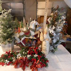 Lot #634 Large Christmas Lot