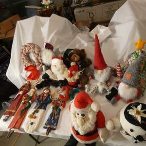 Lot #642 Midwest of Cannon Falls plus Christmas Plush Lots