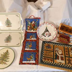 Lot #648 Spode Lot plus 2 Baskets and 1 Wood Tray