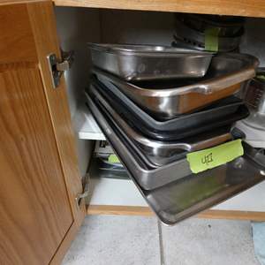 Lot #427 Lot of Pans