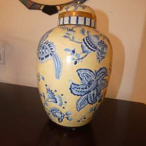 Lot #512 Asian Lidded Large Ginger Jar