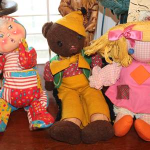 Lot #20 Lot of Vintage Stuffed Animals/Doll