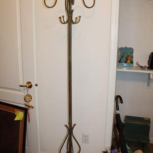 Lot #77 Metal Hat/Coat Stand