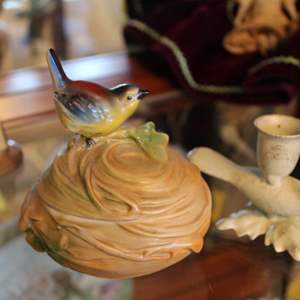 Lot #92 Vintage Bird Trinket Box with Metal Bird Candleholder 