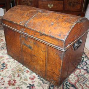 Lot #216 Vintage/Antique Metal/Copper Trunk