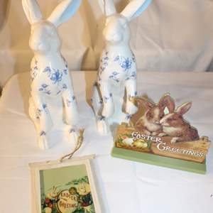 Lot #668 Blue/Wht Rabbits, Easter Greetings Sign plus Smalls