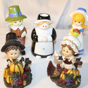 Lot #678 Five Ceramic Figures