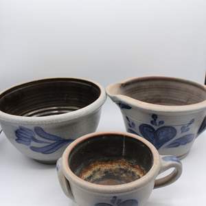 Lot #572 Rowe Pottery Bowls