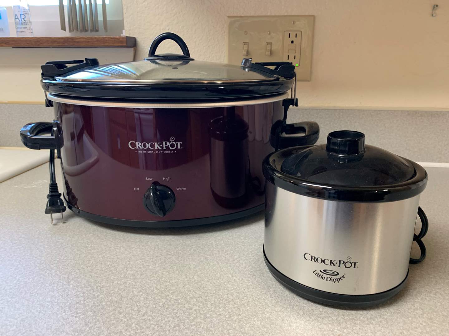 Lot 98 Standard Size Crock Pot And Small Crock Pot For Dips Puget 