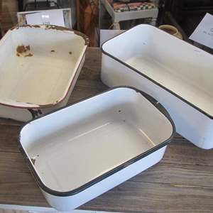 Lot # 203 - Enamelware Pans (3)