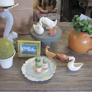 Lot # 227 - Garden Inspired Decor