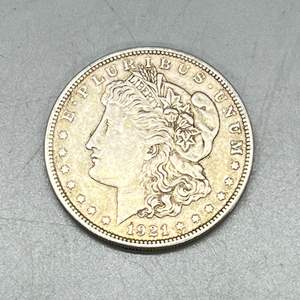 Lot # 3 - 1921 Silver Morgan Dollar