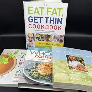 Lot #52 - Bone Broth, Whole 30 and Eat Fat Get Thin Cookbooks