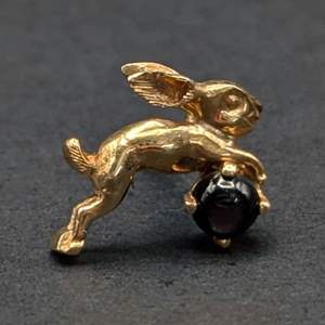 Lot #339 - 14K Gold Rabbit Pin (1.25g Total Weight) 