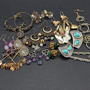 Lot #352 - Stone Beaded Jewelry