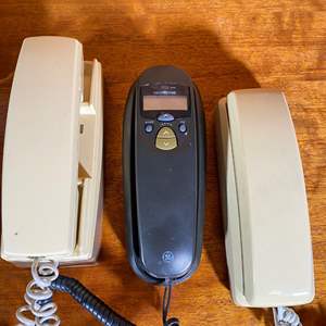 Lot #69 - Corded, touch tone phones