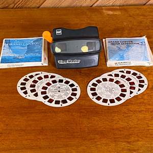 Lot #74 - GAF View-Master with stereo pictures