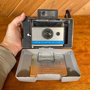 Lot #76 - Vintage Polaroid 210 camera