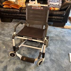 Lot #117 - Zinger model ZR 10.1 Electric chair 