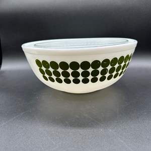 Lot #28 - Pyrex