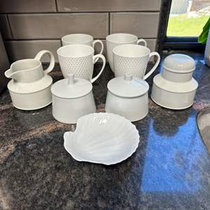 Lot #33 - White ceramic coffee service